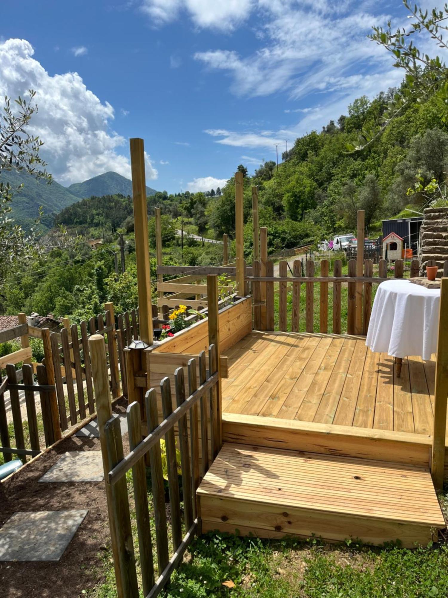Bienvenue Chez Nous Apartamento Lantosque Exterior foto