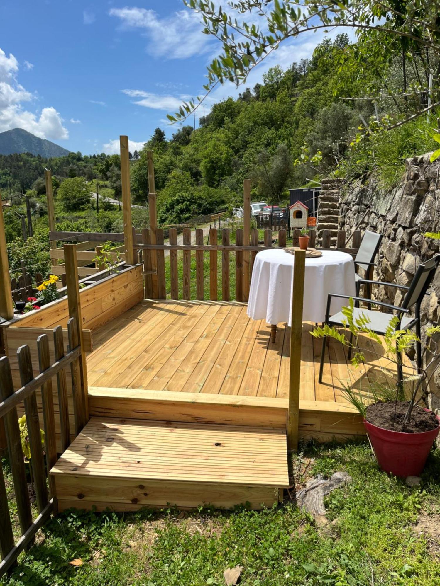 Bienvenue Chez Nous Apartamento Lantosque Exterior foto
